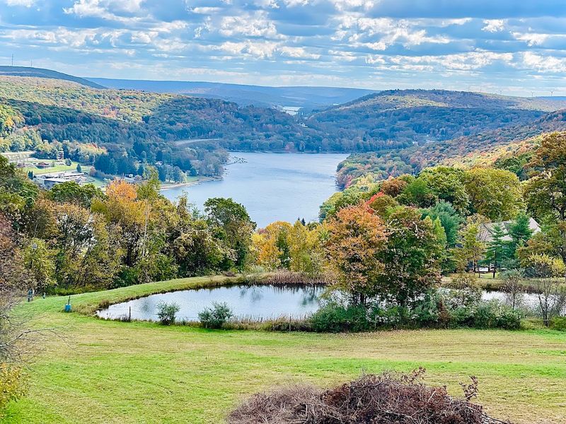 Deep Creek Lake and Wisp Resort, Right Around the Corner
