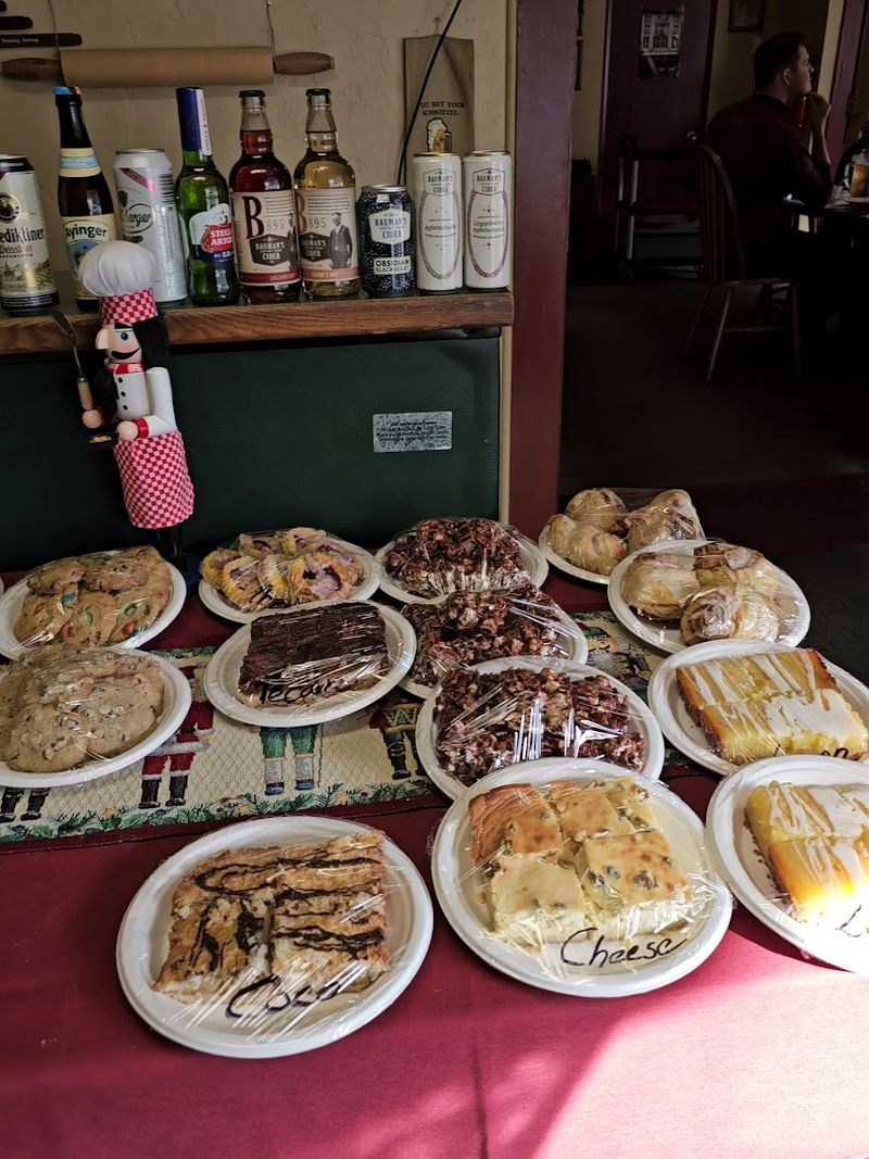 Desserts And Details That Send You Home Smiling Desserts And Details That Send You Home Smiling