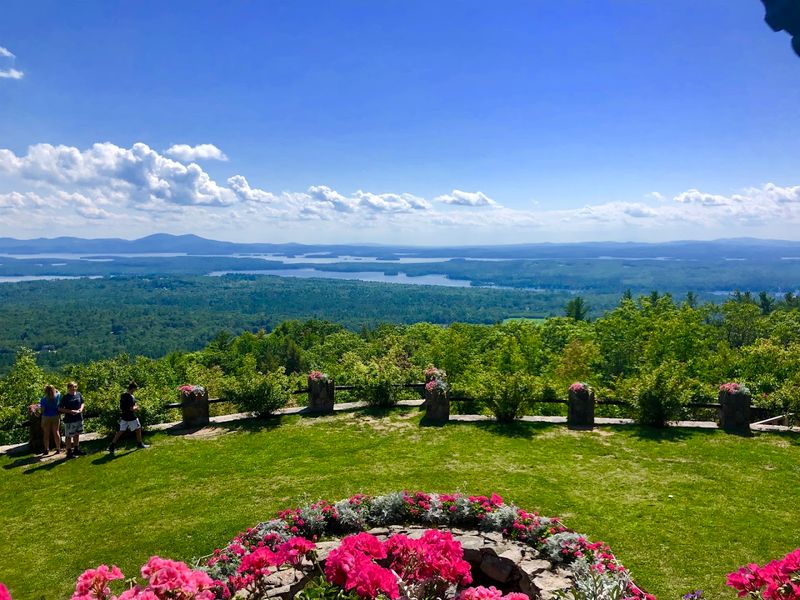 Dining at the Carriage House Restaurant with a View Dining at the Carriage House Restaurant with a View