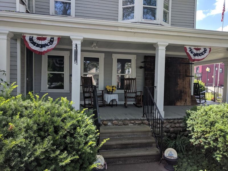 Echoes of Everyday Life, From Victorian Parlors to Pioneer Cabins