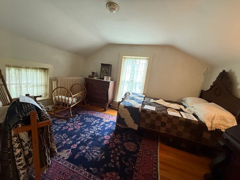 Edith Curtiss and the Curtains That Open Themselves