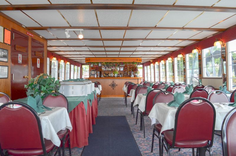 Enclosed Lower Deck Comfort and Charm