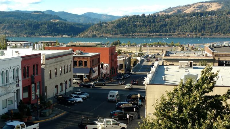 Exploring the Hood River Valley on Two Wheels