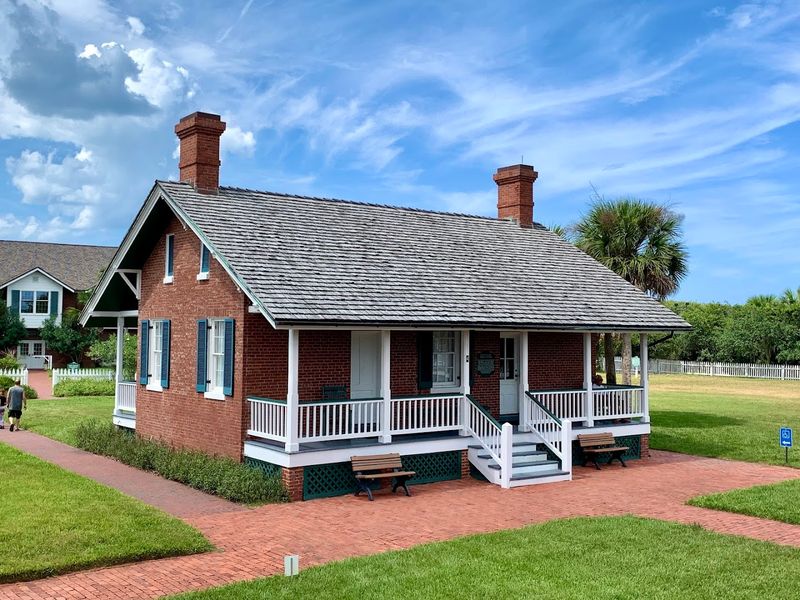 Exploring the Keepers' Dwellings and Museum Exhibits