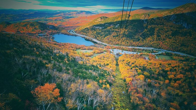 Fall Foliage Season When Echo Lake Becomes Pure Magic