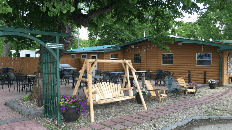 Family Reunions and Multi-Generational Stays Family Reunions and Multi-Generational Stays