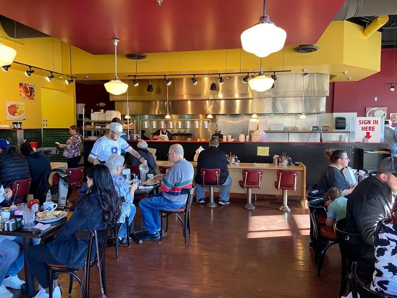 Fat Nat's Eggs, Minnesota – St. Anthony Village Fat Nat's Eggs, Minnesota – St. Anthony Village