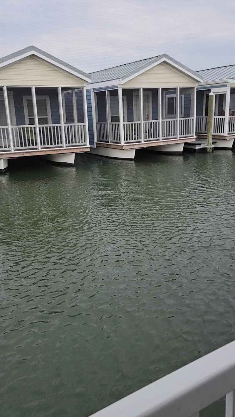 Find BluFin Bungalows and Marina and Plan Your Chincoteague Escape