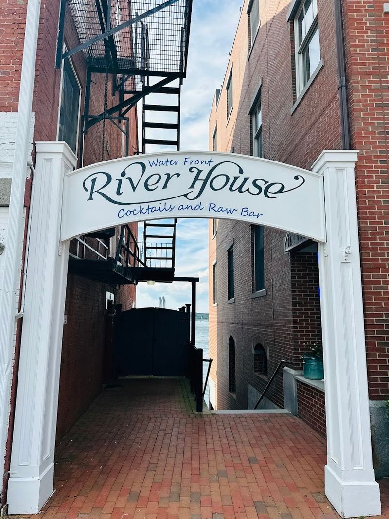 Finding River House and Making Your Reservation Count Finding River House and Making Your Reservation Count
