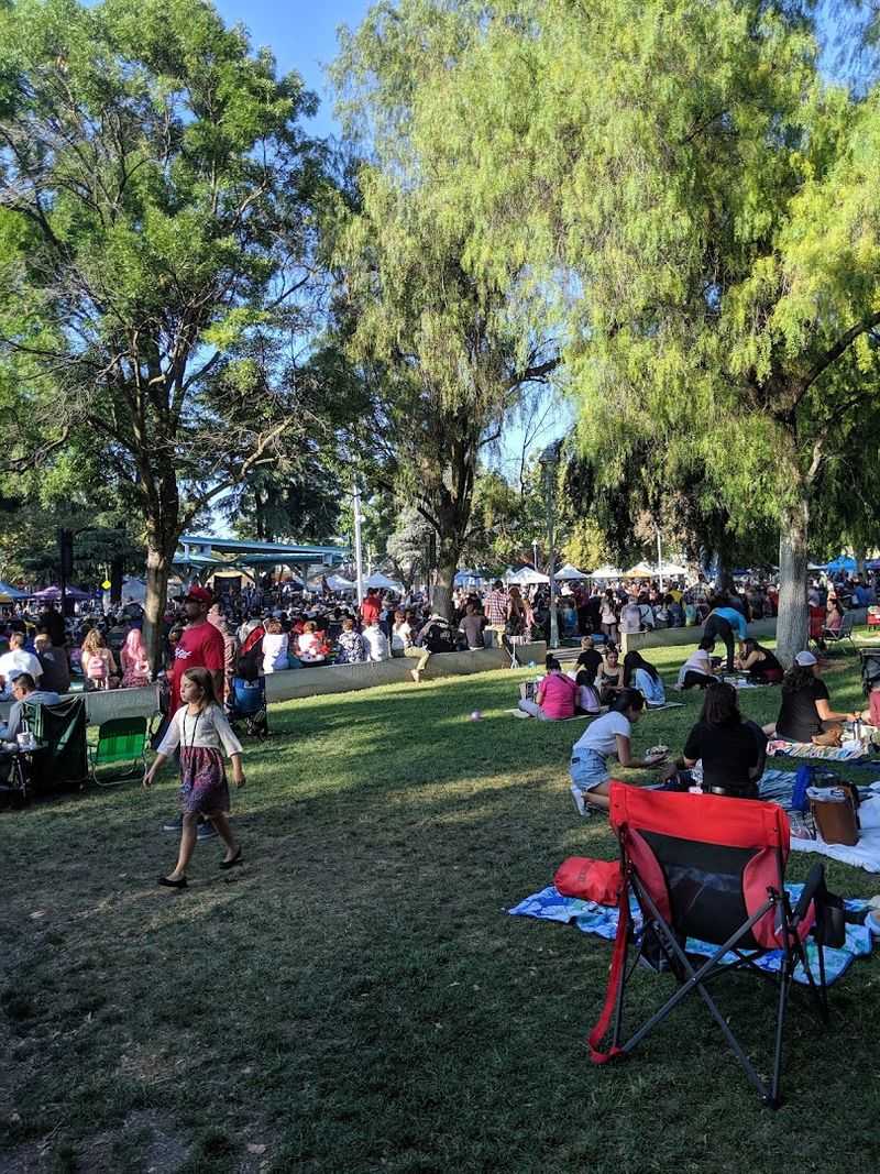Food Vendors That Represent the World on One Block