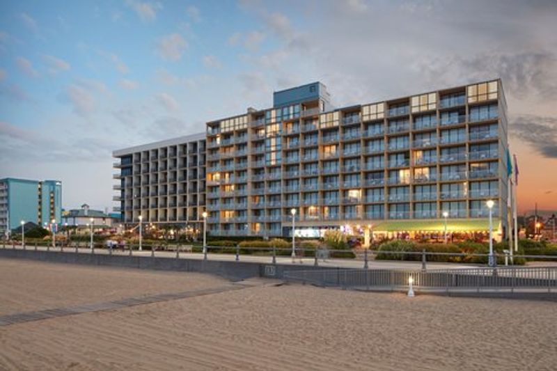 Four Points by Sheraton Virginia Beach