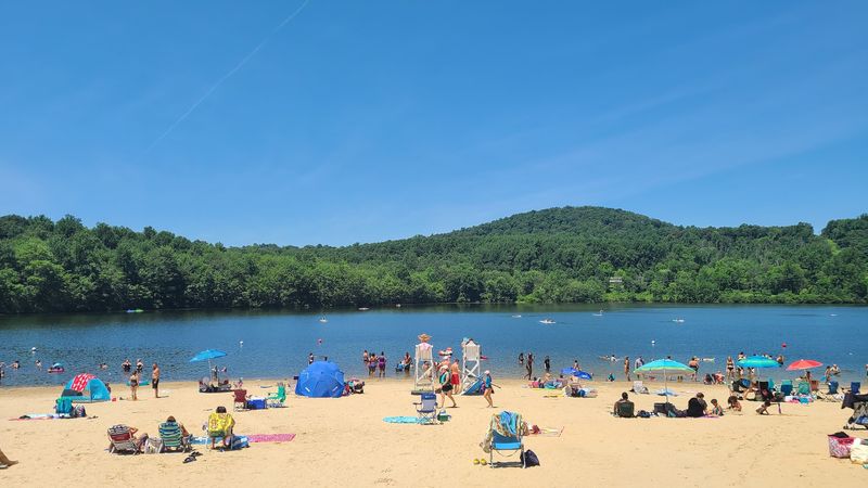 Free Parking And Plenty Of Picnic Areas With Grills