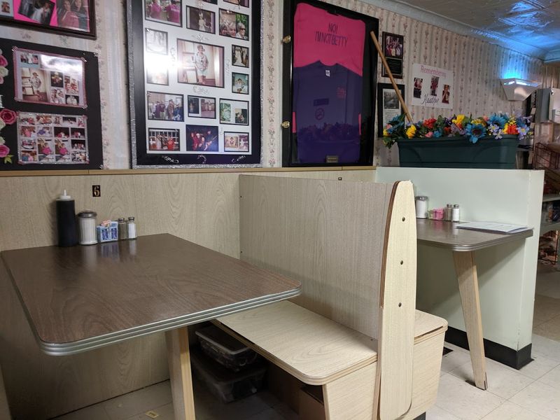 Friendly Service That Matches the Food's Warmth