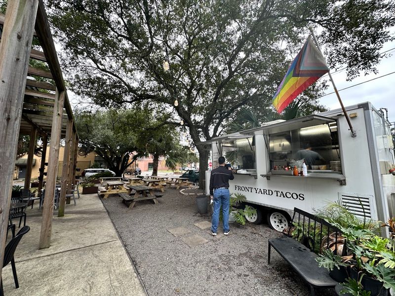 Front Yard Tacos (Mobile, AL)
