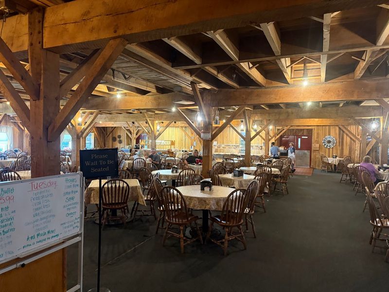 Gasthof Amish Village Restaurant (Montgomery, Indiana)