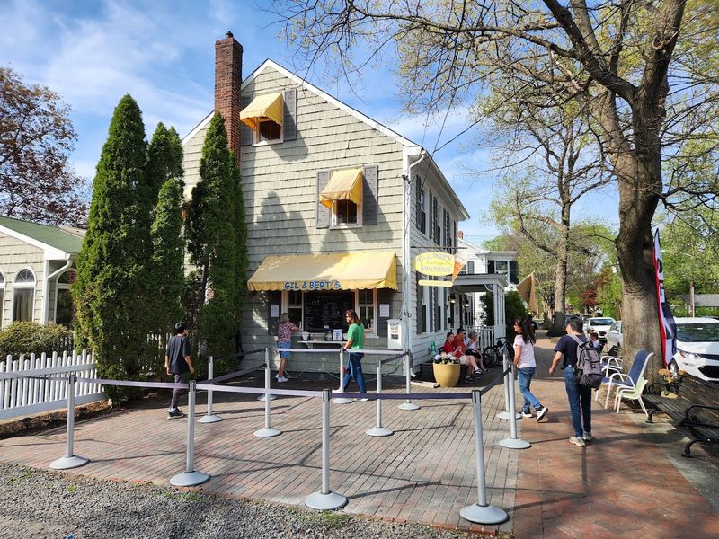 Gil and Bert's Ice Cream in Cranbury