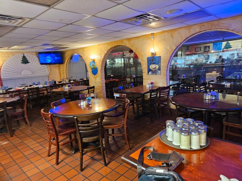 Gino's Italian Restaurant and Pizzeria Gino's Italian Restaurant and Pizzeria