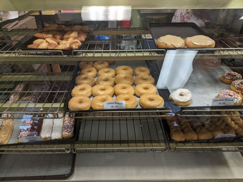 Glazed Donuts That Rival the Very Best Glazed Donuts That Rival the Very Best