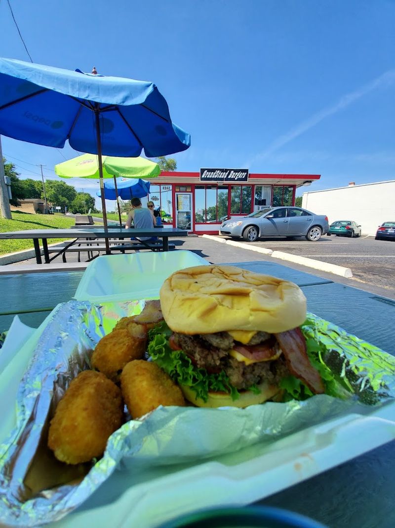 Going Big With the Quad Cheeseburger Going Big With the Quad Cheeseburger