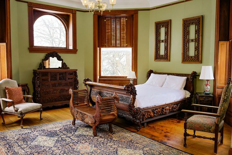 Guest Rooms That Feel Like a Step Back in Time