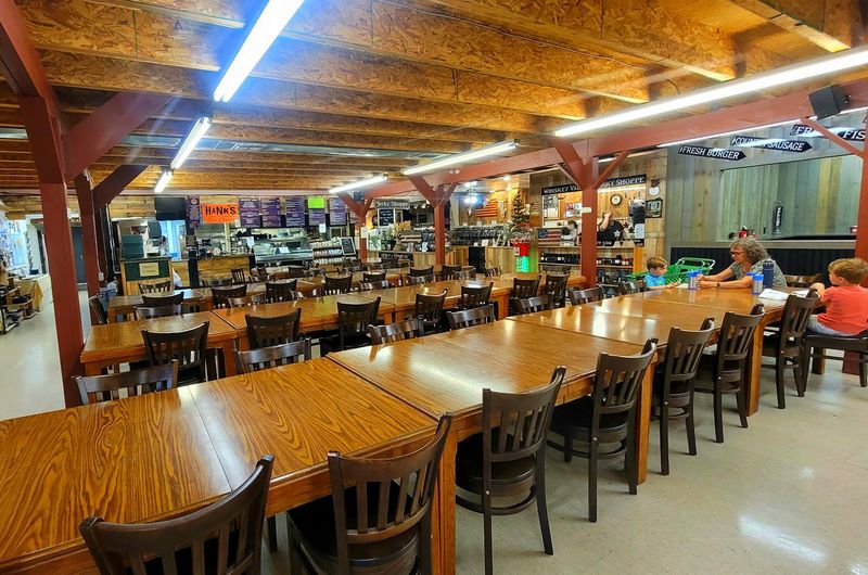 Hank's BBQ, Where Lunch Becomes the Highlight of Your Day