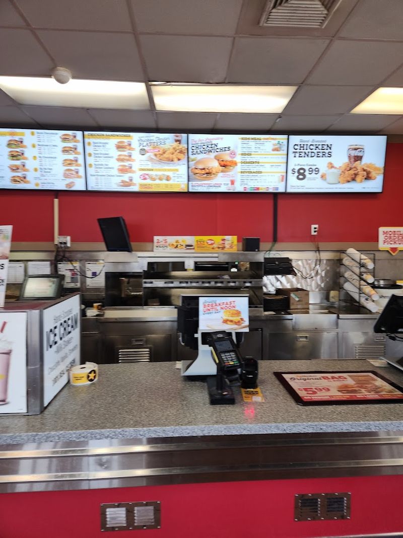 Hardee's, VA
