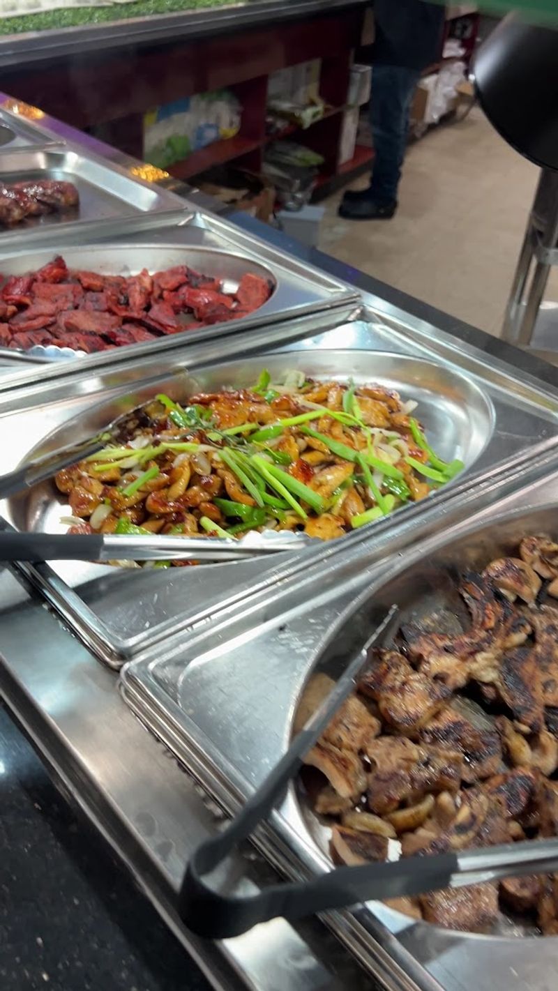 Hibachi Station Brings the Heat and the Theater Hibachi Station Brings the Heat and the Theater