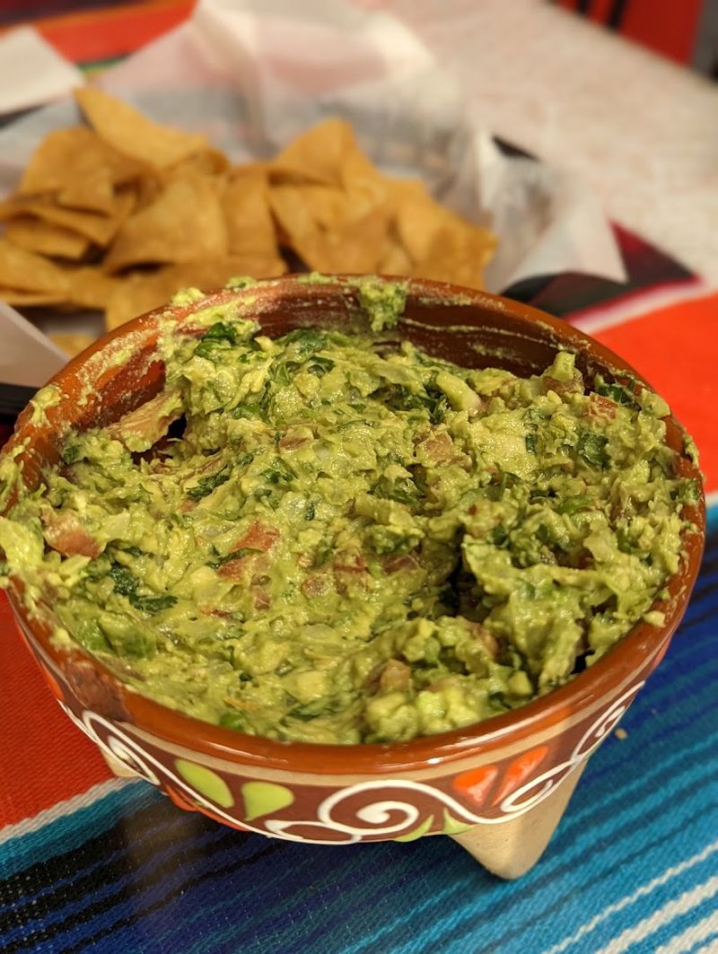 Homemade Guacamole and Thick Chips Homemade Guacamole and Thick Chips