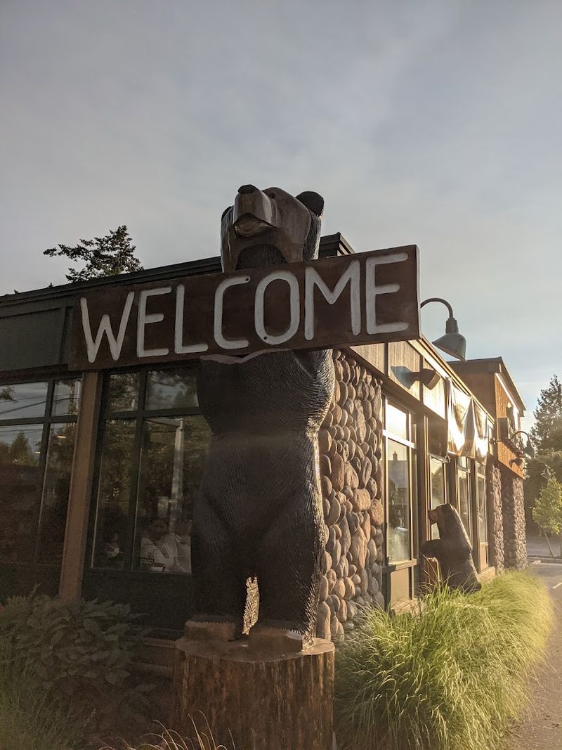 Hours, Accessibility, and Planning Your Visit