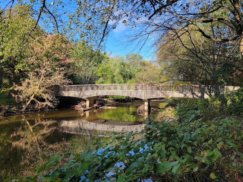 How Saddle River County Park Bridges Communities