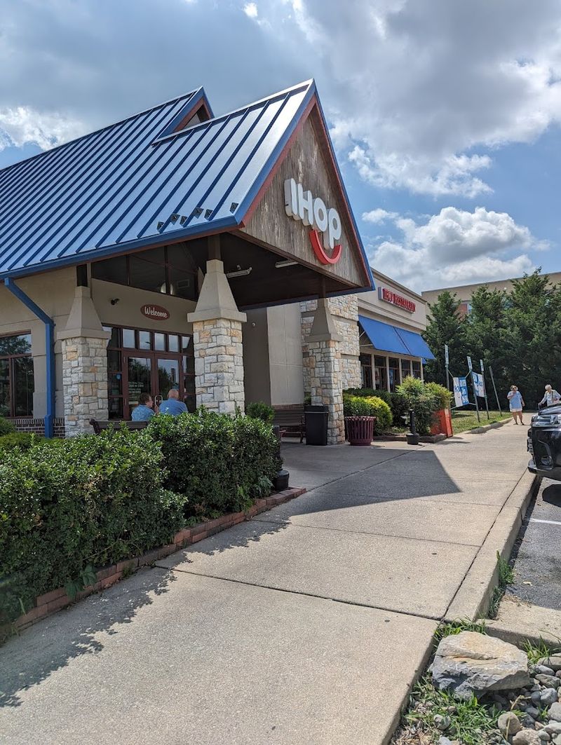 IHOP, Charles Town