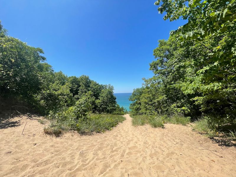 Indiana Dunes State Park - The 3 Dunes Challenge