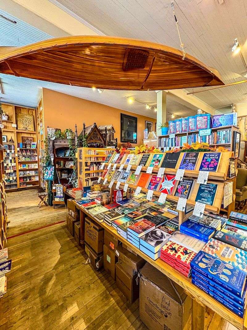 Indigenous Literature Front and Center Indigenous Literature Front and Center