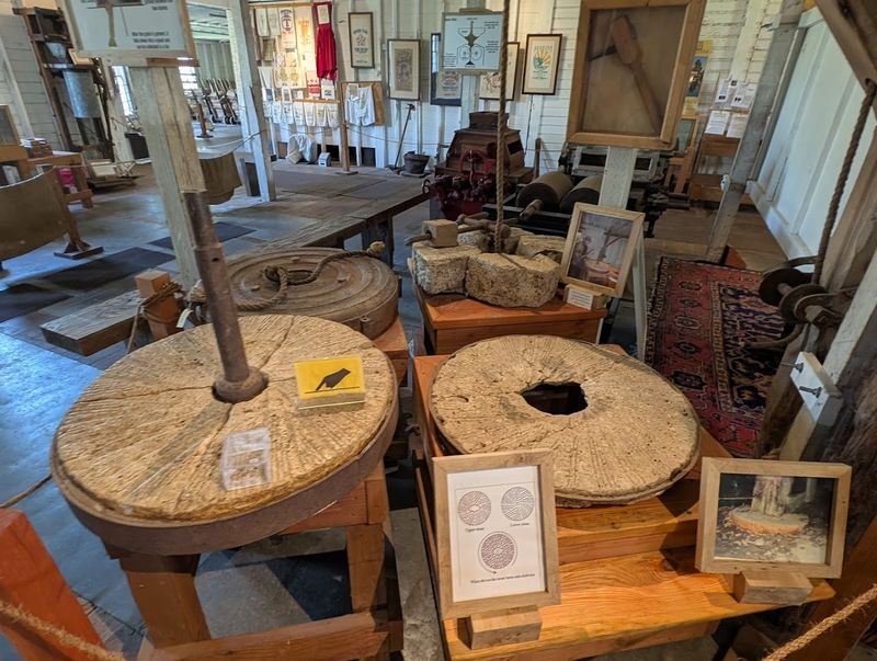 Interactive Displays and Hands-On Learning for All Ages
