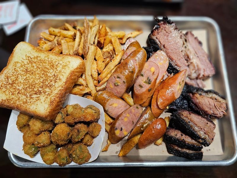 King's Custom Smoked Meats Is a Neighborhood Gem Worth Every Mile of the Drive