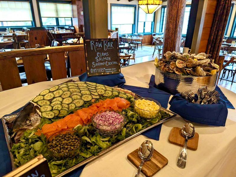 Lakehouse Grille, Meredith