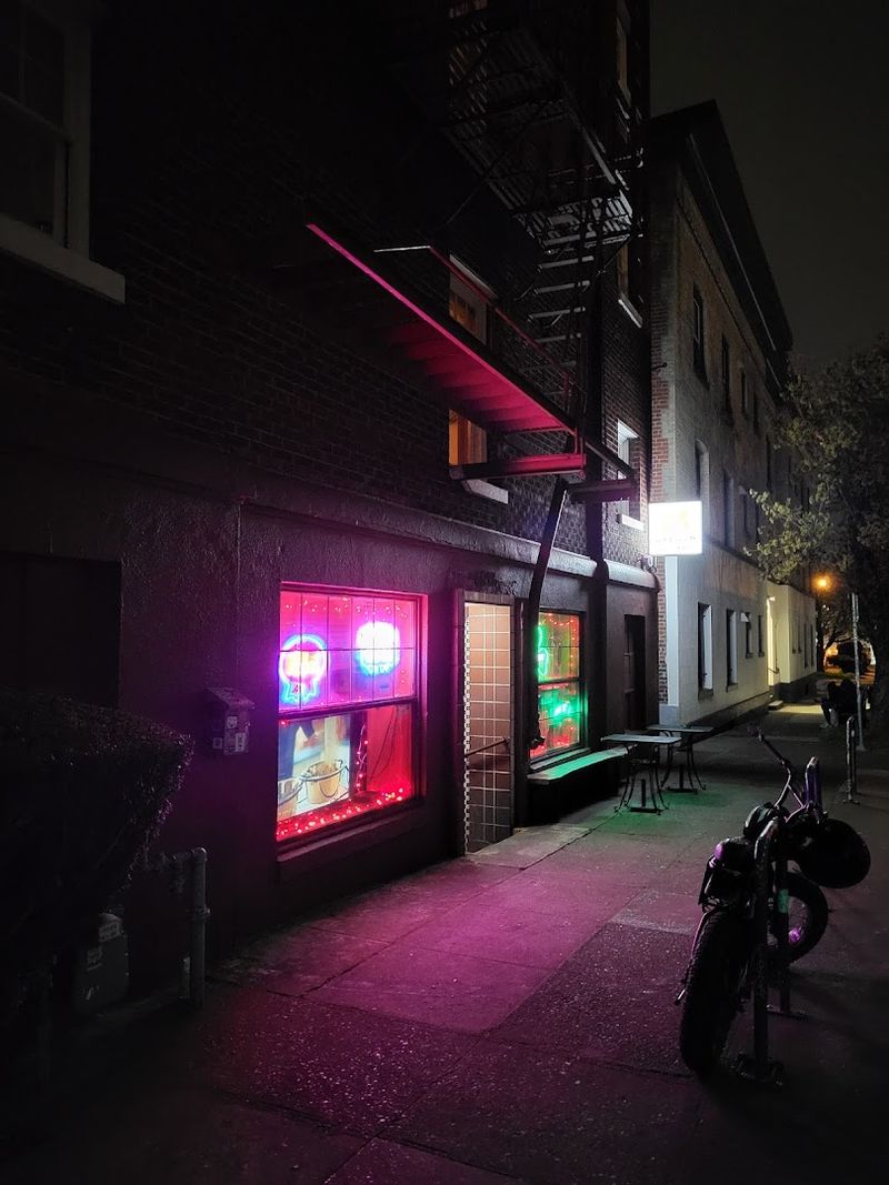 Late-Night Hours That Make It a Southeast Portland Staple