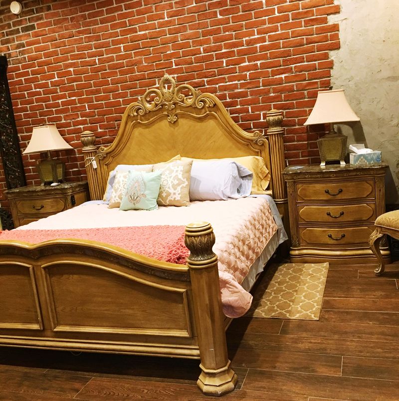 Little Comforts Make The Rooms Nicer Little Comforts Make The Rooms Nicer