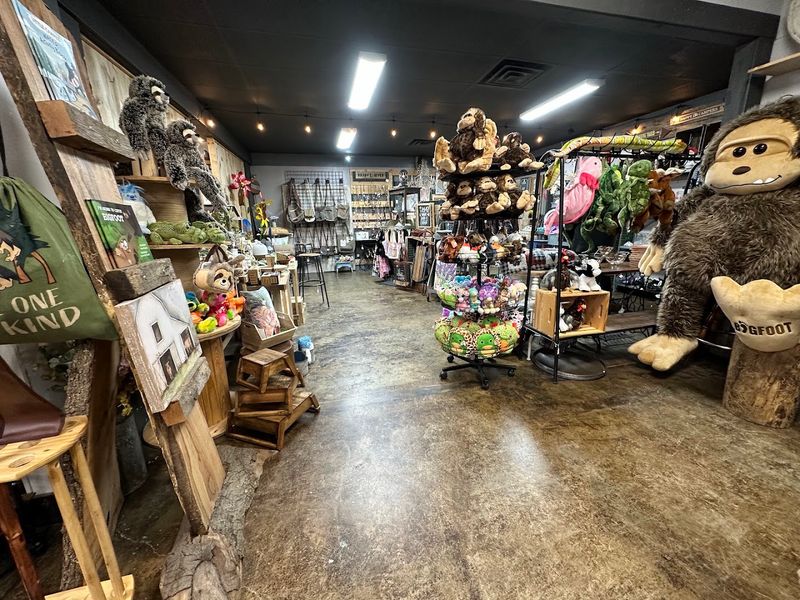 Local Makers Add Heart Local Makers Add Heart