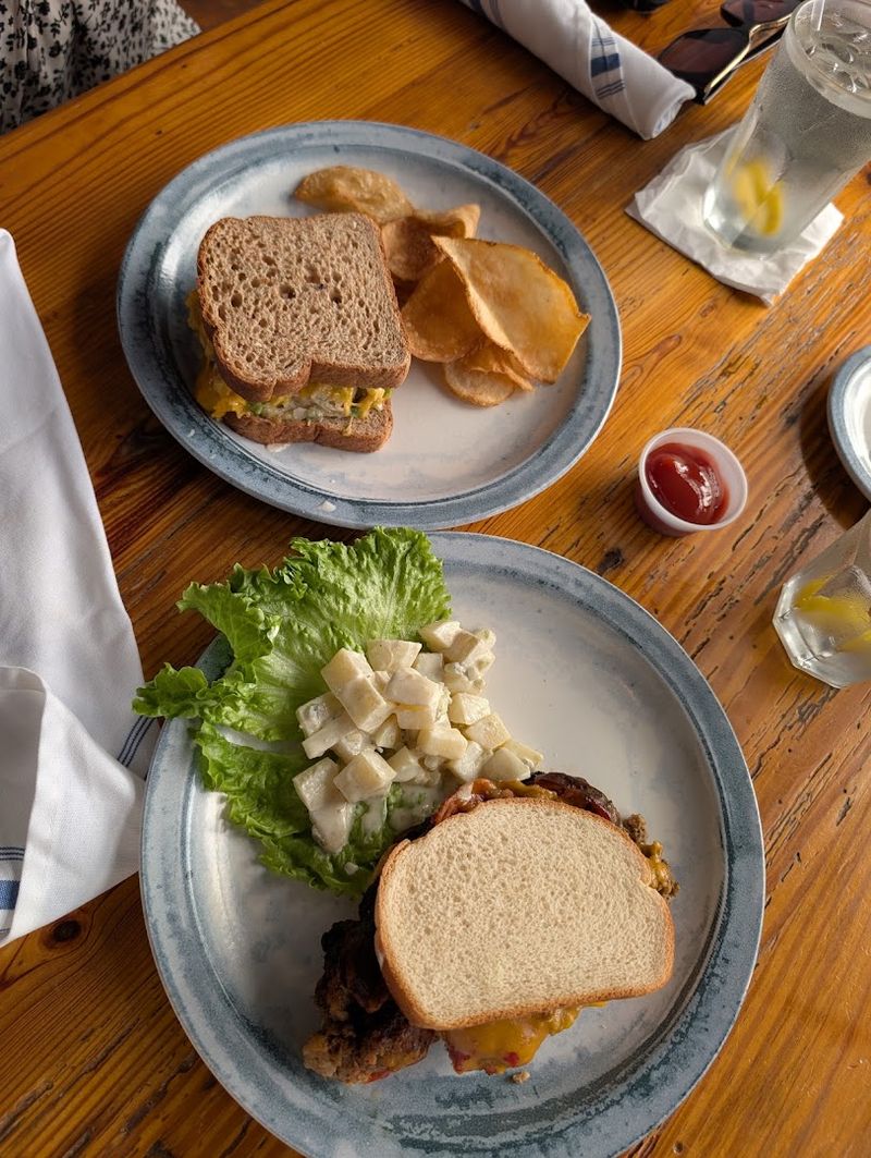 Lunch In The Barn Feels Extra Nice