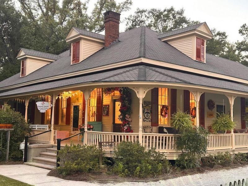 Make Time for the Wrap-Around Porch Photos