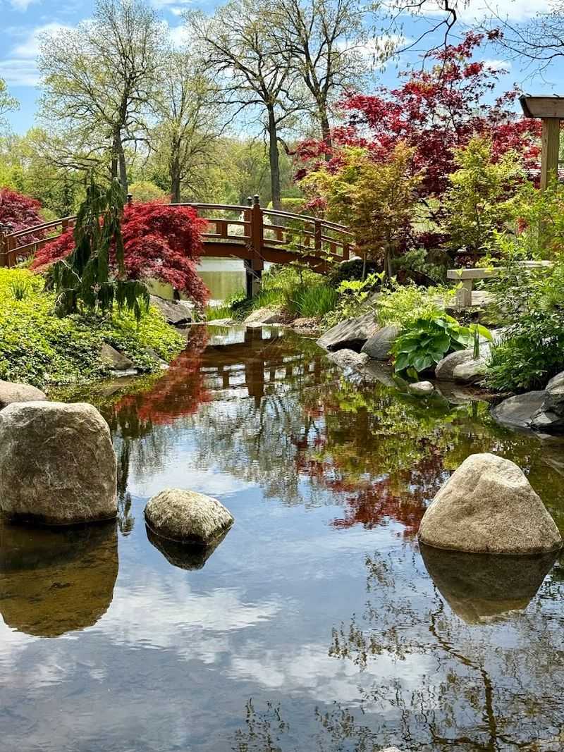 Make Time to Wander the Bridges Sculptures and Hidden Paths Make Time to Wander the Bridges Sculptures and Hidden Paths