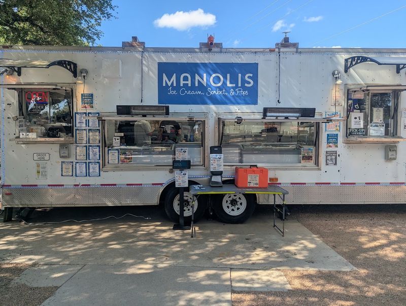 Manoli's Ice Cream