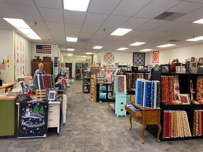 Material Girls Quilt Boutique, Elk River