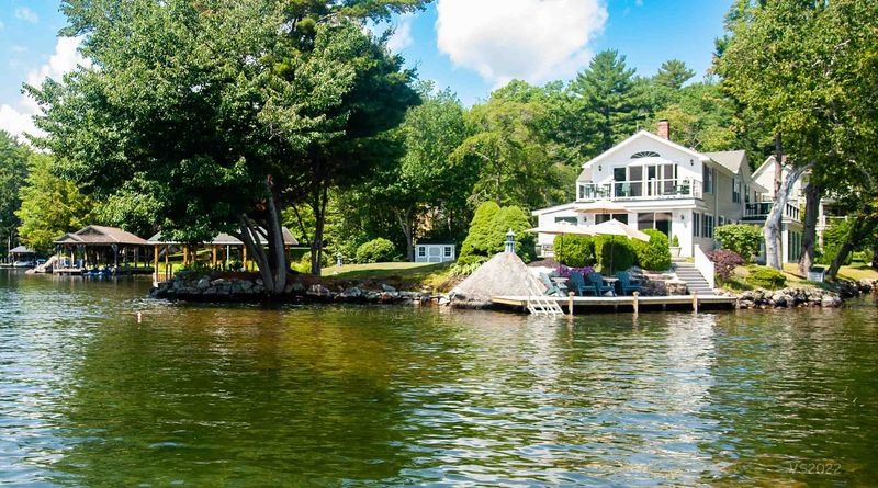 Meredith and Lake Winnipesaukee Lakeside Charm