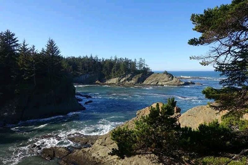 Mild Climate With Four Distinct Seasons