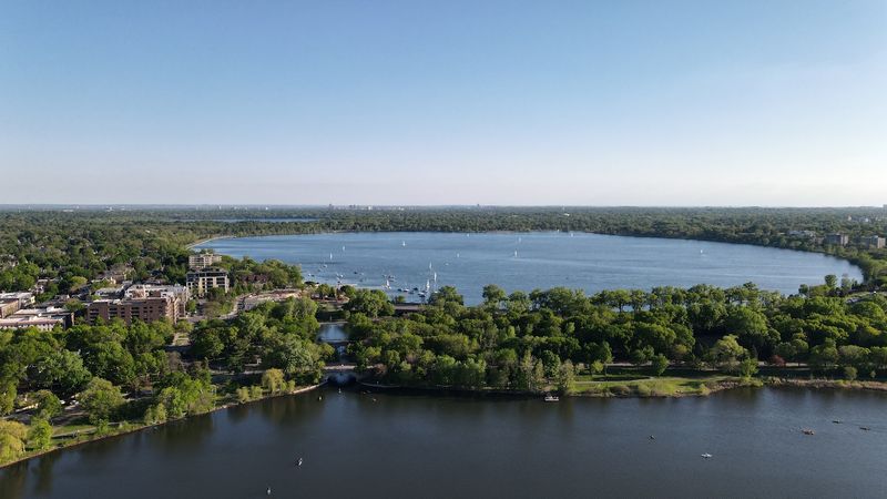 Minneapolis Chain of Lakes Trail, Minneapolis Minnesota