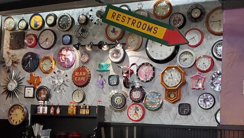 More Than Just a Meal, The Decor and Details