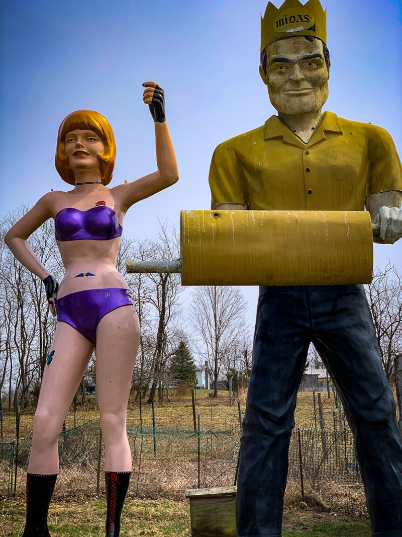 Muffler Men Stand Tall In West Virginia's Hills Muffler Men Stand Tall In West Virginia's Hills