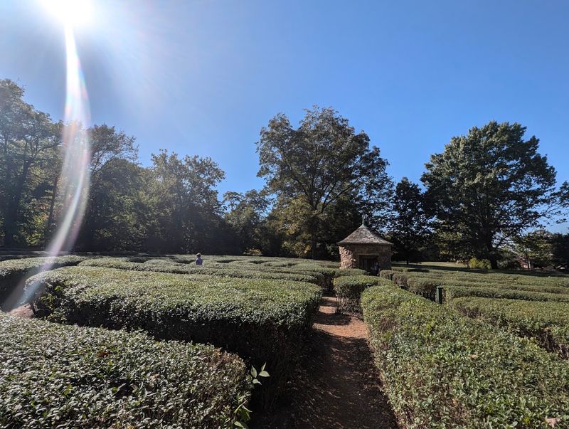 New Harmony, Indiana's Utopian Echoes